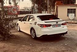 تۆیۆتا کامری